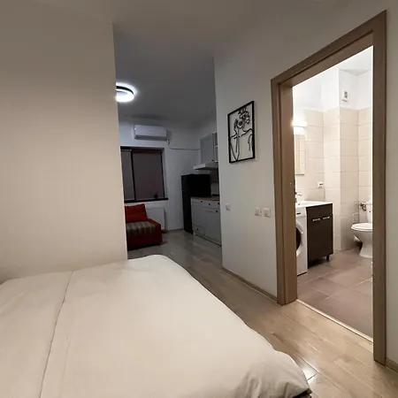 Monthly Apartament *